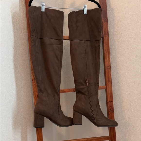 Dream Pairs Shoes - Dream Pairs Dark Brown Faux Suede Over the Knee Heeled Boots NWOB Size 10